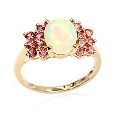 Anillo en oro con Ópalo de Welo