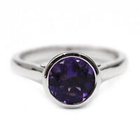 Anillo en plata con Amatista de Zambia