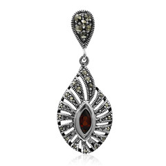 Colgante en plata con Granate de Mozambique