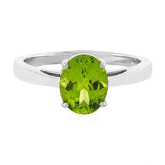 Anillo en plata con Peridoto de Jilin