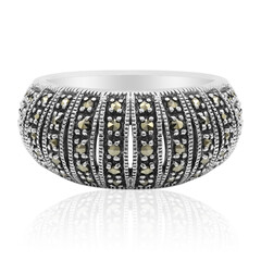 Anillo en plata con Marcasita