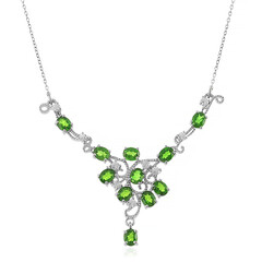 Collar en plata con Diópsido de Rusia