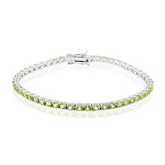 Brazalete en plata con Peridoto de Birmania