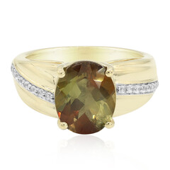 Anillo en oro con Andalucita
