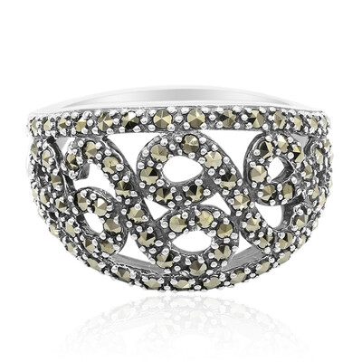 Anillo en plata con Marcasita
