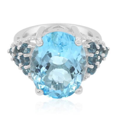 Anillo en plata con Topacio azul cielo