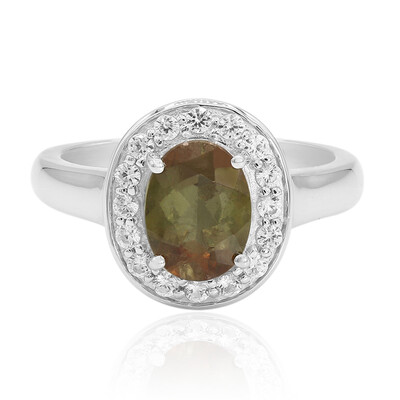 Anillo en plata con Andalucita