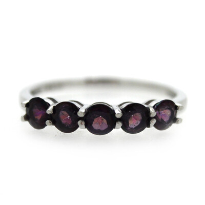 Anillo en plata con Topacio color mora