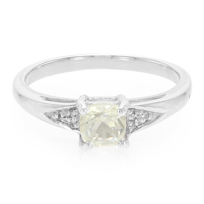 Anillo en plata con Ortoclasa