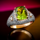 Anillo en oro con Peridoto de cachemira (SUHANA)
