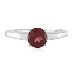 Anillo en plata con Granate de Mozambique