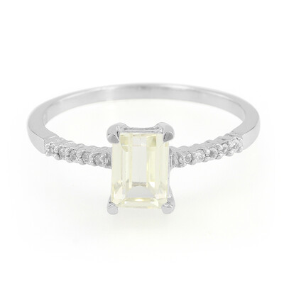 Anillo en plata con Cuncita amarillo canario