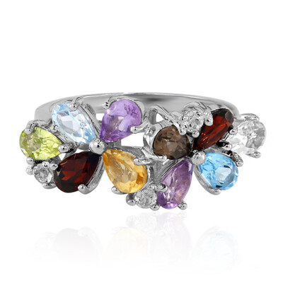 Anillo en plata con Granate