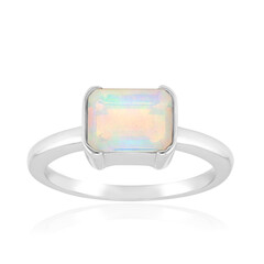 Anillo en plata con Ópalo de Welo