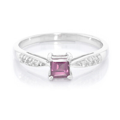 Anillo en plata con Rodolita de Rajastán