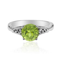 Anillo en plata con Peridoto