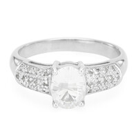 Anillo en plata con Petalita
