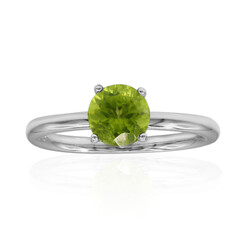 Anillo en plata con Peridoto de Birmania