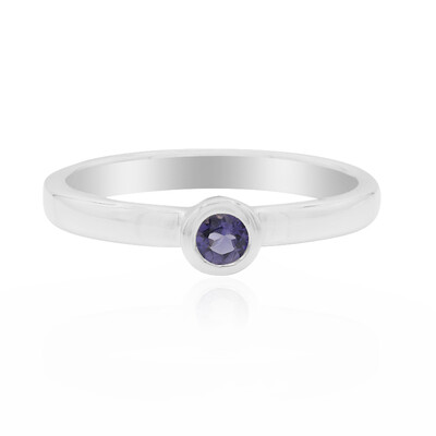 Anillo en plata con Iolita