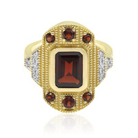 Anillo en plata con Granate de Mozambique