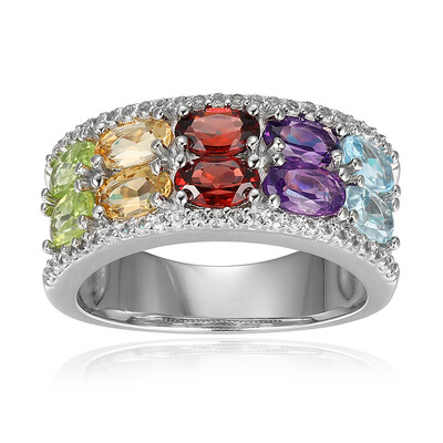 Anillo en plata con Granate de Mozambique