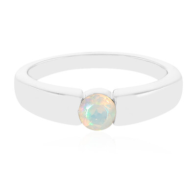 Anillo en plata con Ópalo de Welo