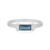 Anillo en plata con Cianita petróleo
