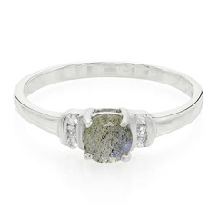 Anillo en plata con Espectrolita