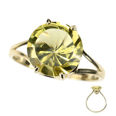Anillo en oro con Cuarzo del Ouro Verde