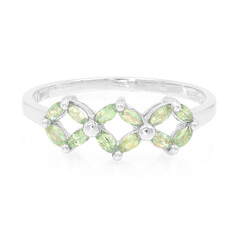 Anillo en plata con Alejandrita de Brasil