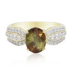 Anillo en oro con Andalucita