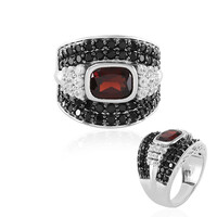 Anillo en plata con Granate de Mozambique
