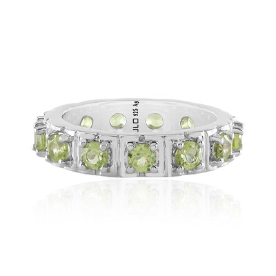 Anillo en plata con Peridoto