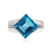 Anillo en plata con Topacio de Marambaia