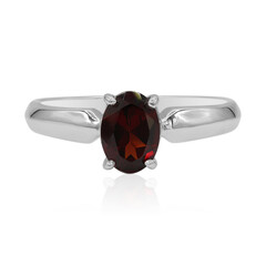 Anillo en plata con Granate de Mozambique