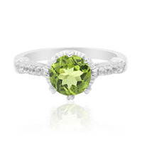 Anillo en plata con Peridoto