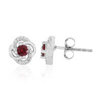 Pendientes en plata con Espinela roja noble