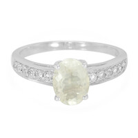Anillo en plata con Ortoclasa
