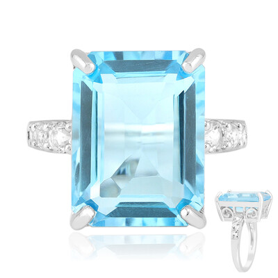 Anillo en plata con Topacio azul cielo