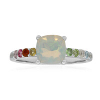 Anillo en plata con Ópalo de Welo