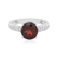 Anillo en plata con Granate de Mozambique