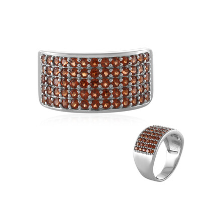 Anillo en plata con Granate de Mozambique