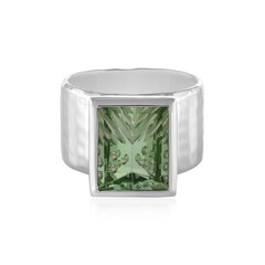 Anillo en plata con Amatista verde