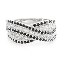 Anillo en plata con Espinela negra