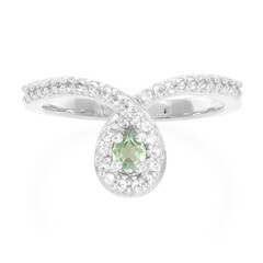 Anillo en plata con Apatita de Rusia