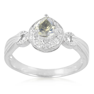 Anillo en plata con Piedra de Luna arcoíris