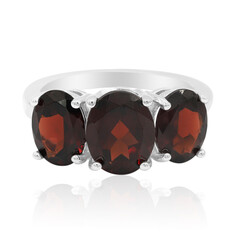 Anillo en plata con Granate de Mozambique