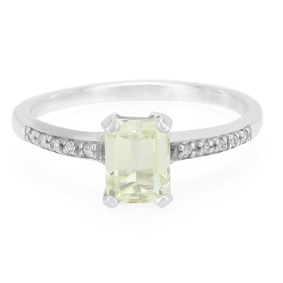 Anillo en plata con Cuncita amarillo canario
