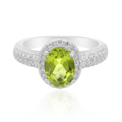 Anillo en plata con Peridoto