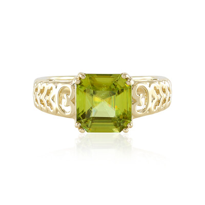 Anillo en oro con Esfena
